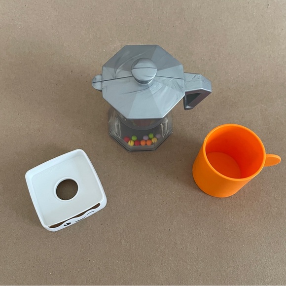 3 Fisher-Price Laugh & Learn 3-in-1 On-the-Go Camper parts - Picture 4 of 9